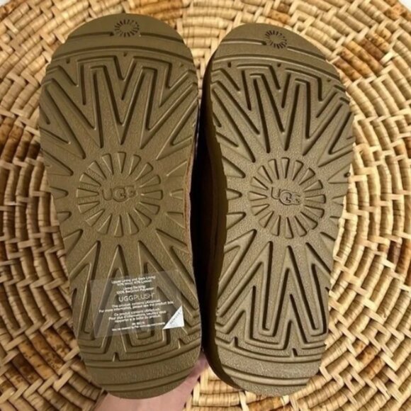 UGG Australia Tasman Chestnut Suede Slipper - Picture 5 of 5